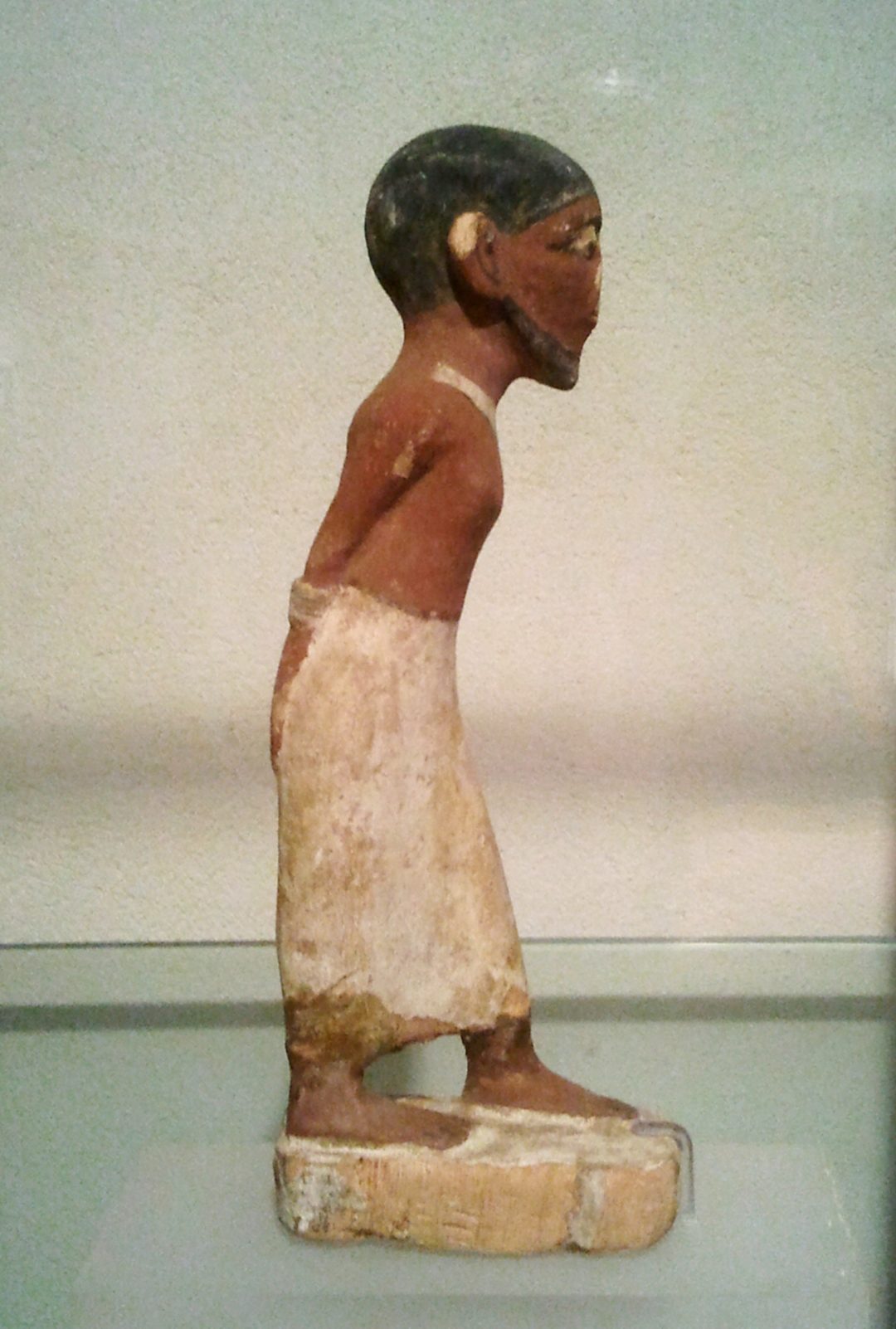 Figurine_from_Egypt_of_semitic_slave_2-1080x1602.jpg