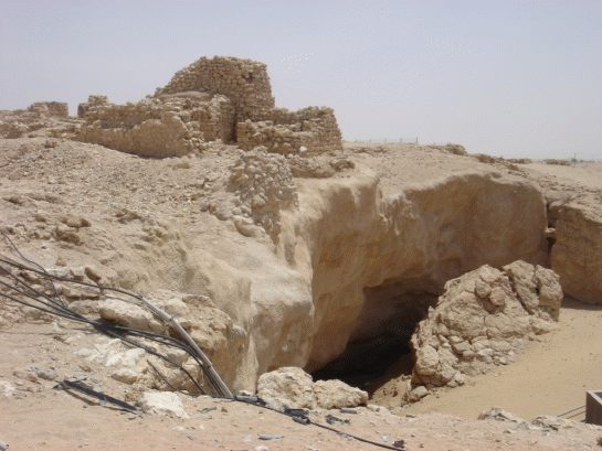 Figure 2. Ruins of the Collapsed City of Ubar, 2006